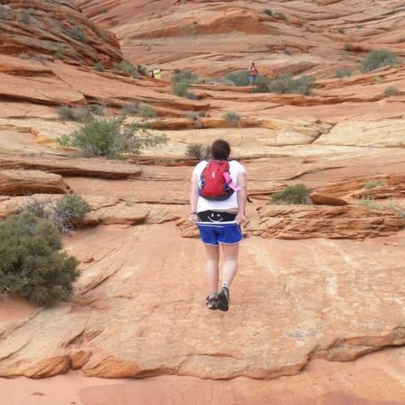 Meet your Posher, Nikki - Picture 5 of 8